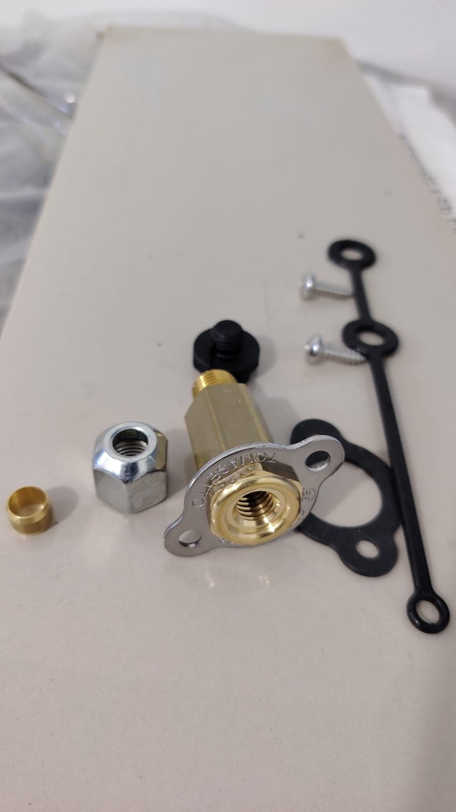 Kit_de_mini_toma_de_carga